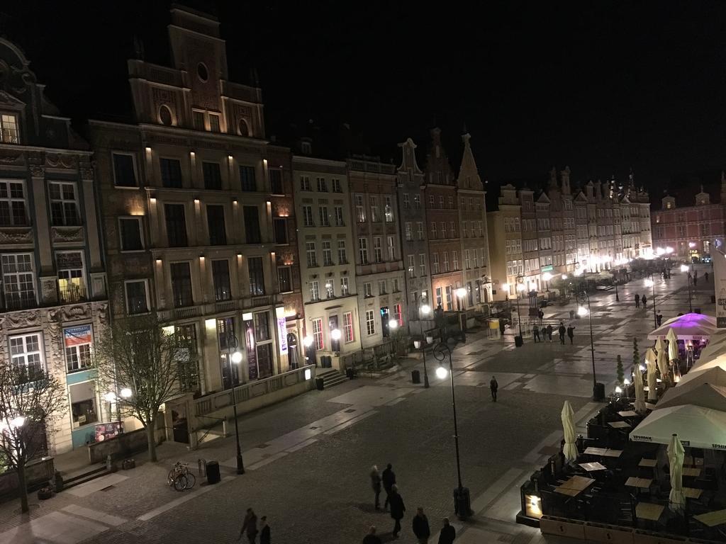 Apartamenty Dlugi Targ Гданск Екстериор снимка